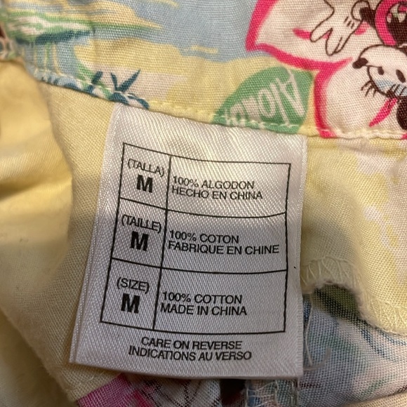 Disney women’s medium 8 10 Shirt button up Hawaiian Print yellow Mickey Minnie - Picture 7 of 8